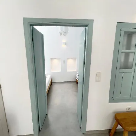 Cycladic Rooftop House In The Heart Of Parikia Nyaraló *