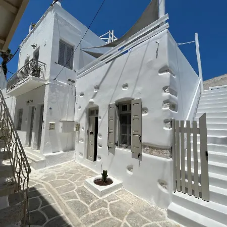 Holiday home Cycladic Rooftop House In The Heart Of Parikia *