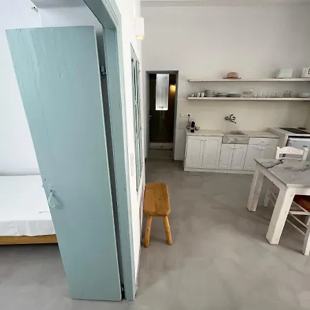 Cycladic Rooftop House In The Heart Of Parikia Сasa de vacaciones