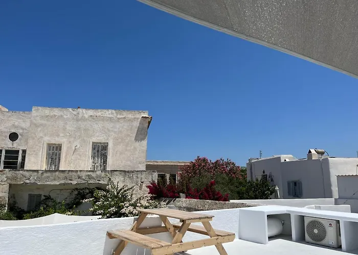 Semesterbostad Cycladic Rooftop House In The Heart Of Parikia *